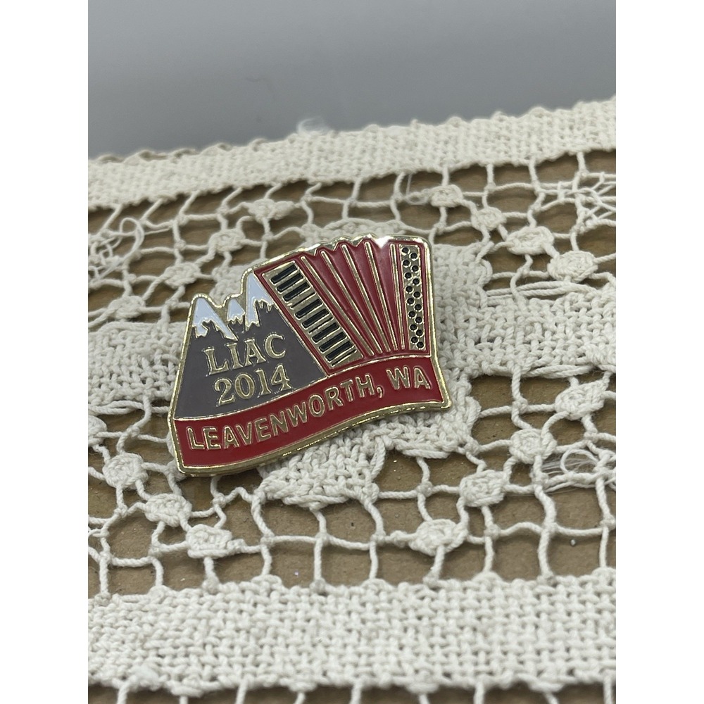 LIAC 2014 Lapel Pin Leavenworth‎ International Accordion Celebration Washington